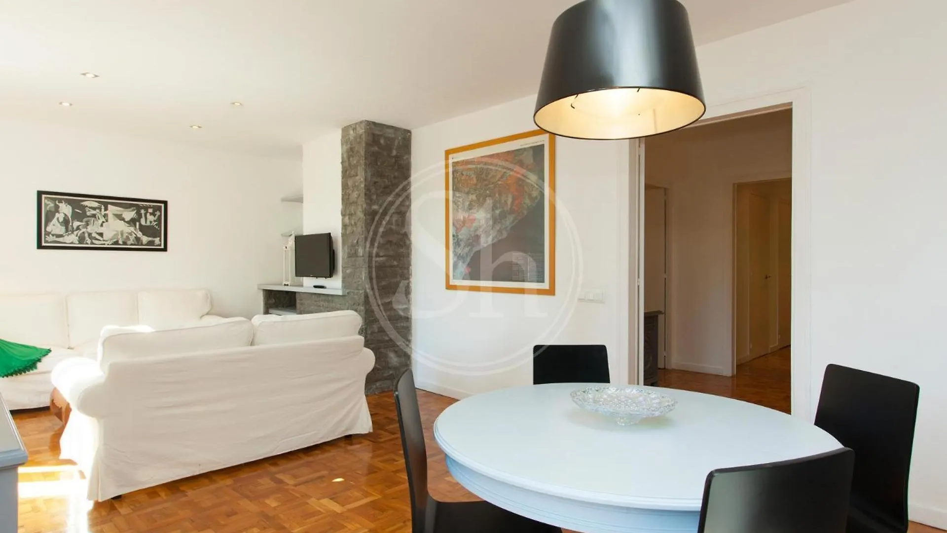 Centrico Apartamento Familiar Barcelona 0*,